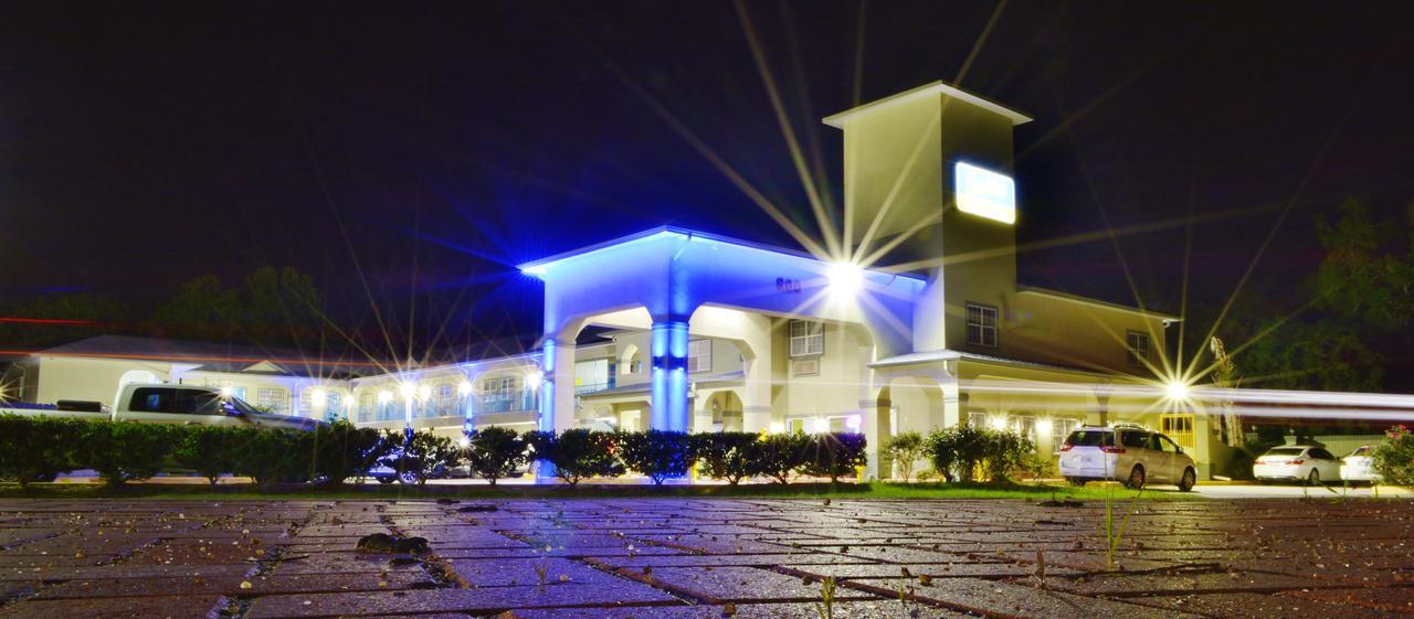 Scottish Inn And Suites Alvin Exterior foto